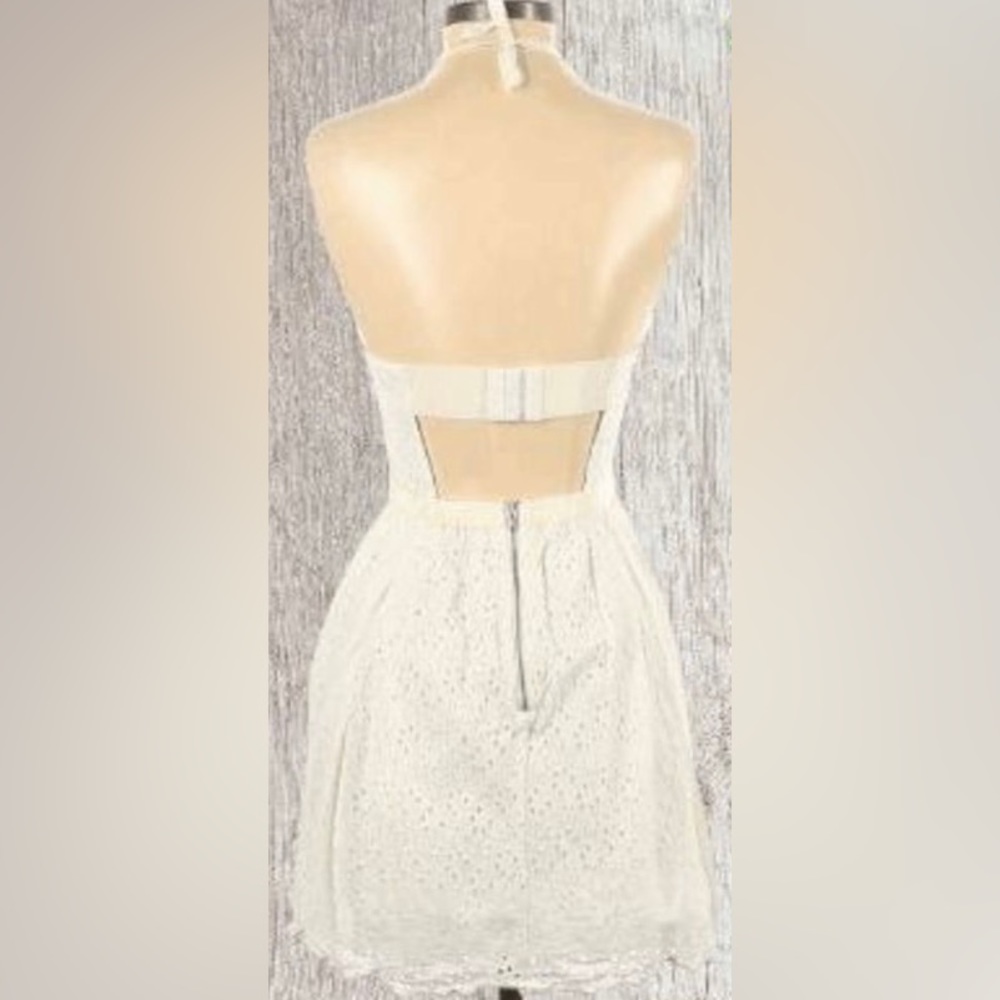 Aritzia Talula size 0 open back halter eyelet dress - Picture 16 of 16